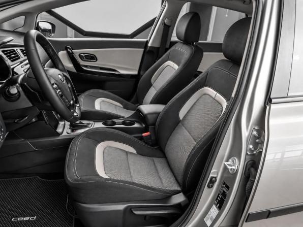 Kia Ceed II с пробегом 2015 года, цена 1 049 000 рублей, 238828 км, универсал, Автокод Объявления