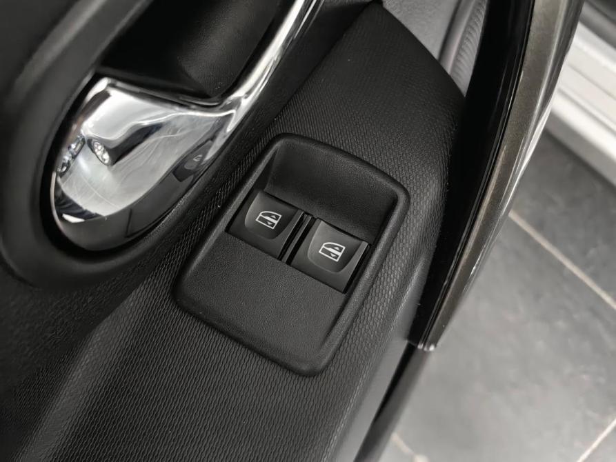 Renault Logan II Рестайлинг Москва  - изображение 20