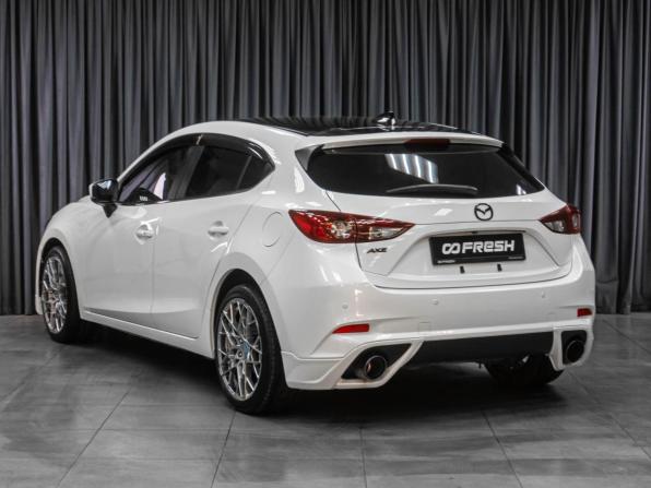 Mazda Axela III Рестайлинг с пробегом 2019 года, цена 1 689 000 рублей, 120362 км, хэтчбек, Автокод Объявления