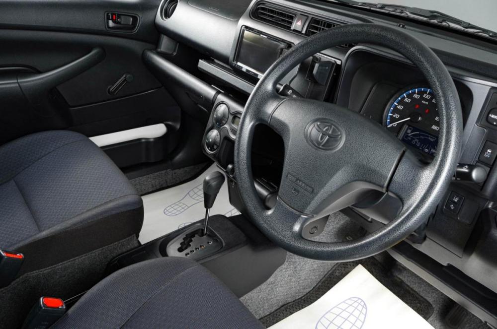 Toyota Probox I Рестайлинг Тюмень  - изображение 8