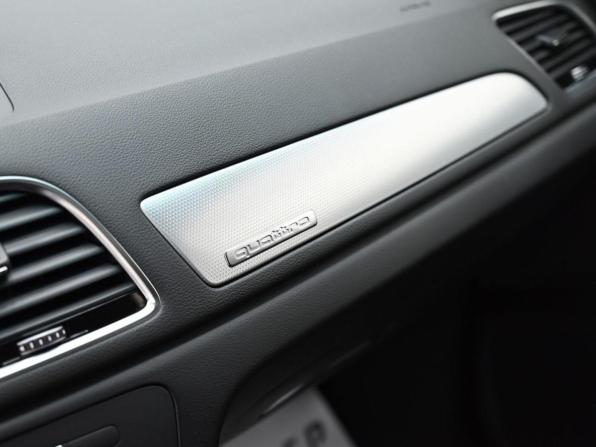 Audi Q3 I (8U) Рестайлинг с пробегом 2015 года, цена 1 949 000 рублей, 118000 км, внедорожник, Автокод Объявления