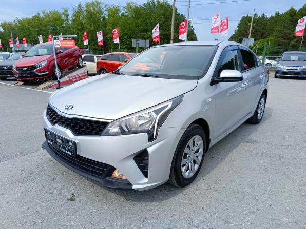 Kia Rio IV Рестайлинг с пробегом 2020 года, цена 1 549 995 рублей, 79132 км, седан, Автокод Объявления