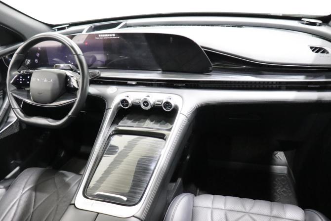Exeed RX с пробегом 2024 года, цена 3 300 000 рублей, 39145 км, внедорожник, Автокод Объявления