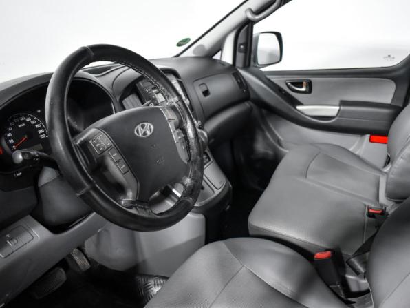 Hyundai Grand Starex I с пробегом 2010 года, цена 1 219 000 рублей, 243406 км, минивэн, Автокод Объявления