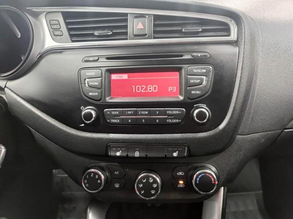 Kia Ceed II Рестайлинг с пробегом 2017 года, цена 1 380 000 рублей, 107205 км, универсал, Автокод Объявления