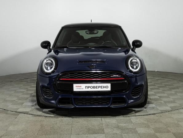 Mini Hatch III (F55/F56) Рестайлинг с пробегом 2018 года, цена 2 699 700 рублей, 110000 км, хэтчбек, Автокод Объявления