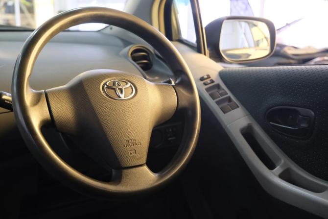 Toyota Vitz II (XP90) с пробегом 2005 года, цена 499 000 рублей, 148800 км, хэтчбек, Автокод Объявления