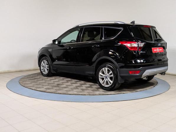Ford Kuga II Рестайлинг с пробегом 2018 года, цена 1 599 000 рублей, 131000 км, внедорожник, Автокод Объявления