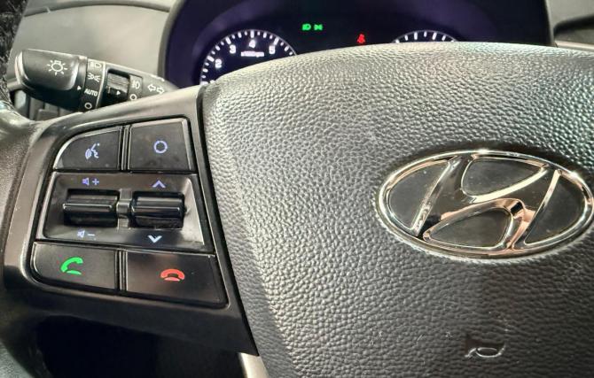 Hyundai Creta I с пробегом 2017 года, цена 1 714 000 рублей, 109729 км, внедорожник, Автокод Объявления