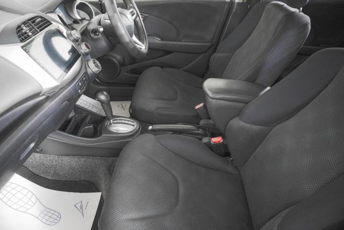 Honda Fit II с пробегом 2013 года, цена 769 000 рублей, 166000 км, хэтчбек, Автокод Объявления