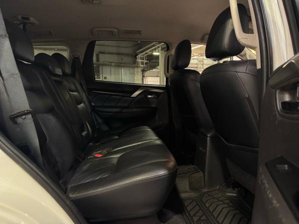 Mitsubishi Pajero Sport III с пробегом 2017 года, цена 2 585 000 рублей, 195500 км, внедорожник, Автокод Объявления