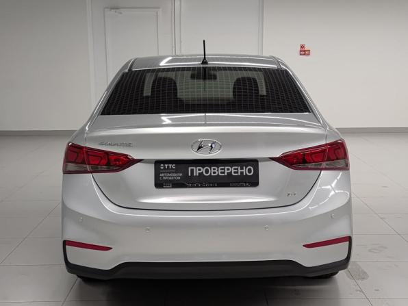 Hyundai Solaris II с пробегом 2017 года, цена 1 249 000 рублей, 115050 км, седан, Автокод Объявления
