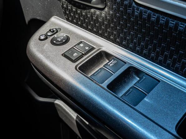 Honda Stepwgn V Рестайлинг с пробегом 2018 года, цена 2 450 000 рублей, 93367 км, минивэн, Автокод Объявления