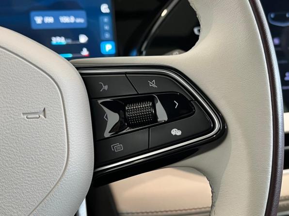 Geely Monjaro I с пробегом 2023 года, цена 3 350 000 рублей, 47336 км, внедорожник, Автокод Объявления