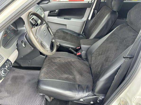 Lada (ВАЗ) Priora I с пробегом 2010 года, цена 245 440 рублей, 303271 км, хэтчбек, Автокод Объявления