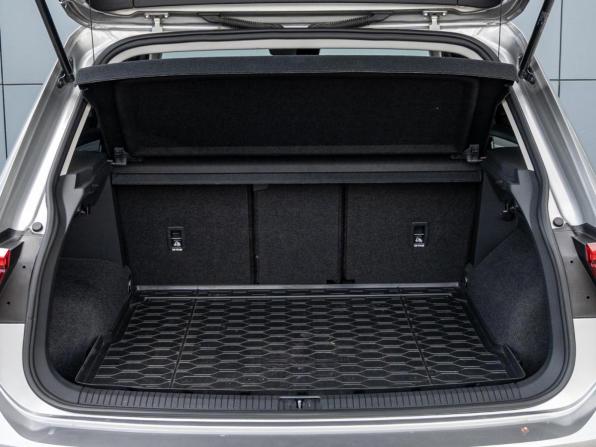 Volkswagen Tiguan II Рестайлинг с пробегом 2022 года, цена 3 350 000 рублей, 13419 км, внедорожник, Автокод Объявления
