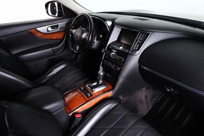 Infiniti FX II (S51) Рестайлинг с пробегом 2012 года, цена 1 799 000 рублей, 216600 км, внедорожник, Автокод Объявления