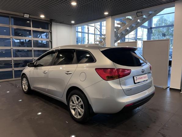 Kia Ceed II Рестайлинг с пробегом 2018 года, цена 1 370 000 рублей, 149287 км, универсал, Автокод Объявления