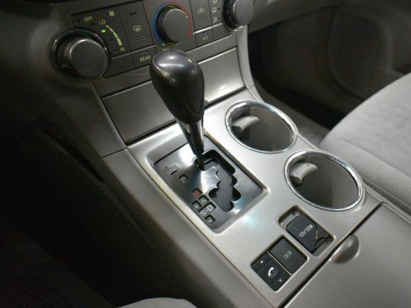 Toyota Highlander II (XU40) Рестайлинг с пробегом 2011 года, цена 1 799 000 рублей, 170380 км, внедорожник, Автокод Объявления