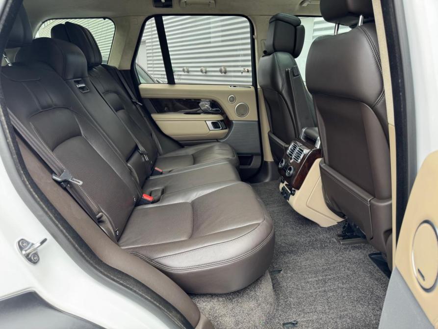 Land Rover Range Rover IV Рестайлинг Иркутск  - изображение 31
