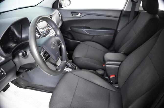 Hyundai Solaris II с пробегом 2019 года, цена 1 249 000 рублей, 263258 км, седан, Автокод Объявления