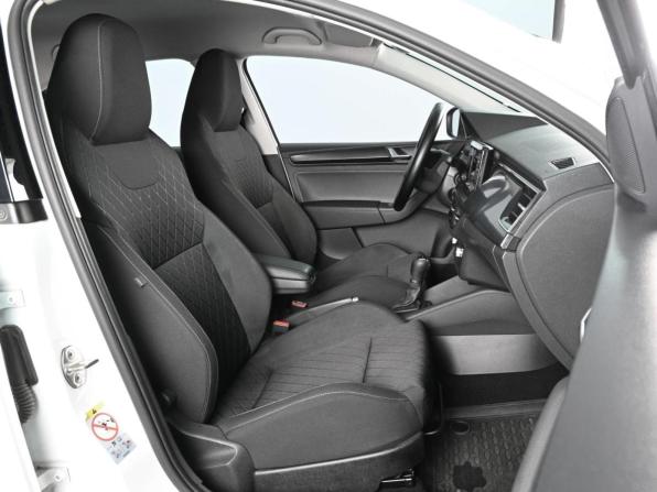 Skoda Rapid II с пробегом 2020 года, цена 1 799 000 рублей, 65232 км, лифтбек, Автокод Объявления
