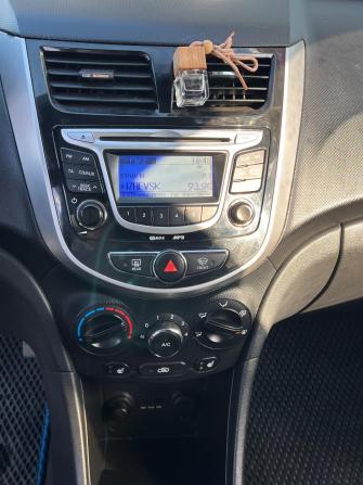 Hyundai Solaris I с пробегом 2011 года, цена 650 000 рублей, 235600 км, хэтчбек, Автокод Объявления