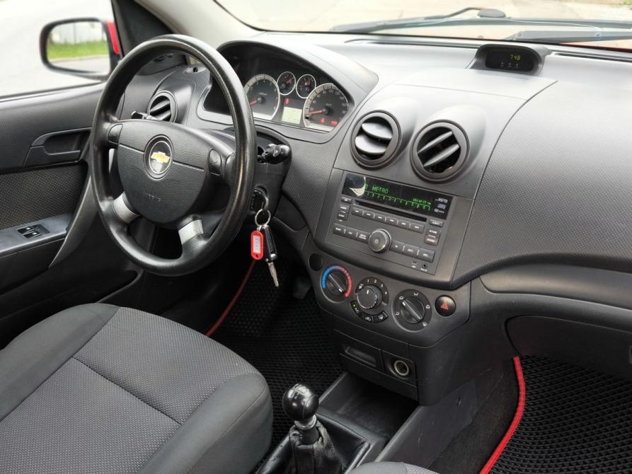Chevrolet Aveo I Рестайлинг Санкт-Петербург  - изображение 11
