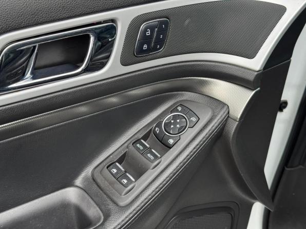 Ford Explorer V с пробегом 2015 года, цена 1 785 000 рублей, 234000 км, внедорожник, Автокод Объявления