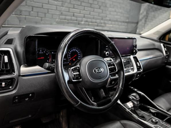 Kia Sorento IV с пробегом 2021 года, цена 3 690 000 рублей, 77942 км, внедорожник, Автокод Объявления