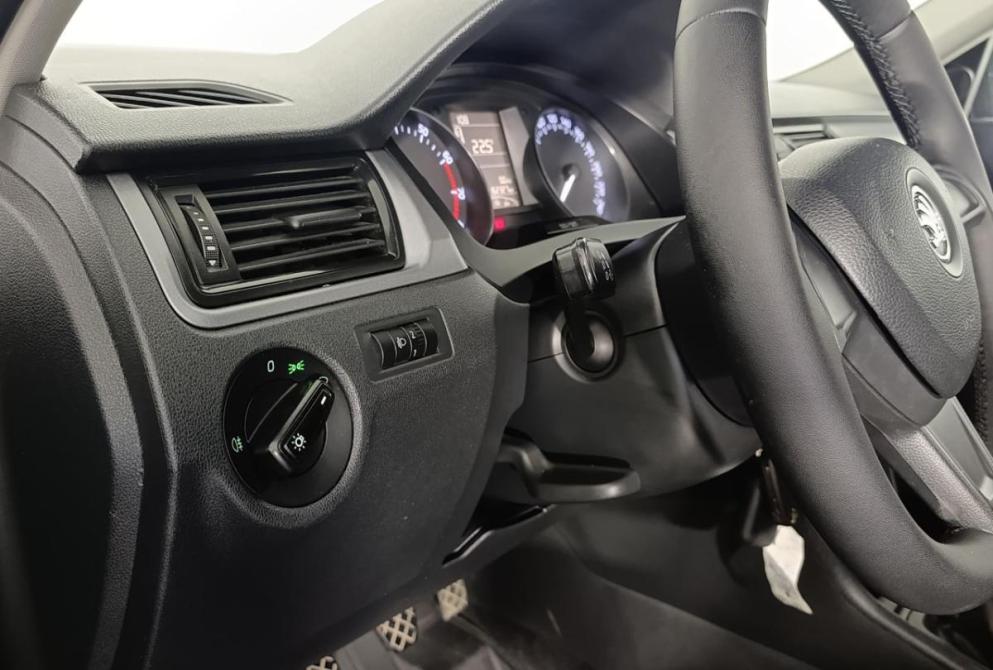 Skoda Rapid I Волгоград  - изображение 9