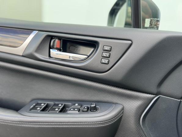 Subaru Legacy VI Рестайлинг с пробегом 2018 года, цена 2 150 000 рублей, 183000 км, седан, Автокод Объявления