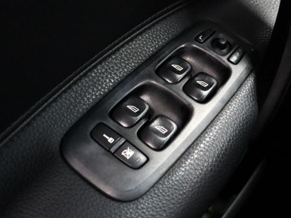 Volvo S60 I Рестайлинг с пробегом 2007 года, цена 749 000 рублей, 105201 км, седан, Автокод Объявления