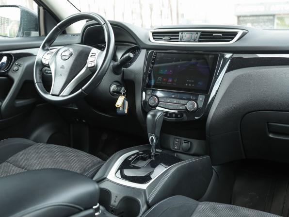 Nissan Qashqai II с пробегом 2016 года, цена 1 949 000 рублей, 98604 км, внедорожник, Автокод Объявления