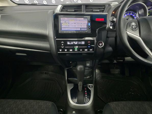 Honda Fit III с пробегом 2016 года, цена 979 000 рублей, 124850 км, хэтчбек, Автокод Объявления