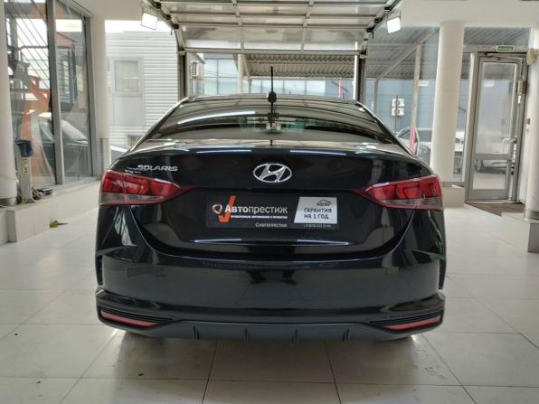 Hyundai Solaris II Рестайлинг с пробегом 2022 года, цена 1 590 000 рублей, 77561 км, седан, Автокод Объявления