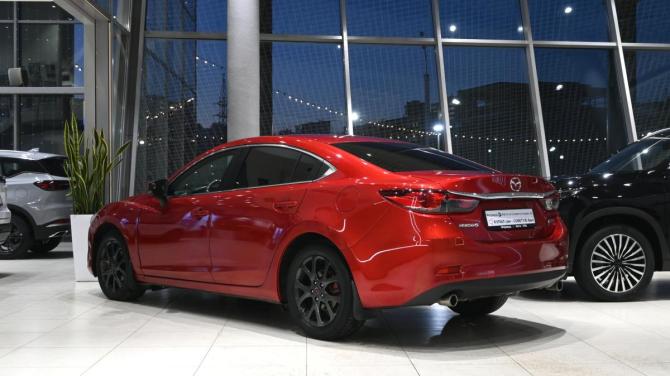 Mazda 6 III (GJ) Рестайлинг с пробегом 2017 года, цена 1 650 000 рублей, 132552 км, седан, Автокод Объявления