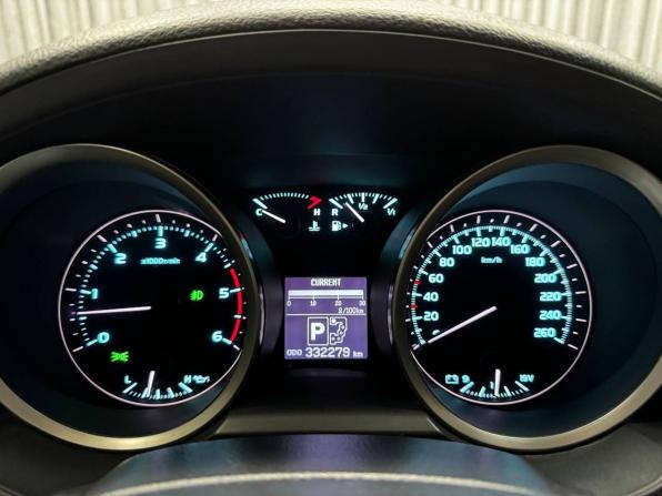 Toyota Land Cruiser 200 Series с пробегом 2010 года, цена 2 790 000 рублей, 332265 км, внедорожник, Автокод Объявления