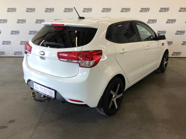 Kia Rio III Рестайлинг с пробегом 2017 года, цена 999 000 рублей, 173282 км, хэтчбек, Автокод Объявления