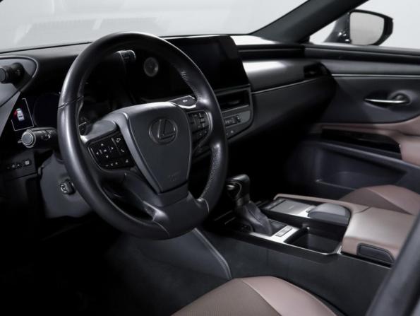 Lexus ES VII Рестайлинг с пробегом 2021 года, цена 3 970 000 рублей, 49530 км, седан, Автокод Объявления