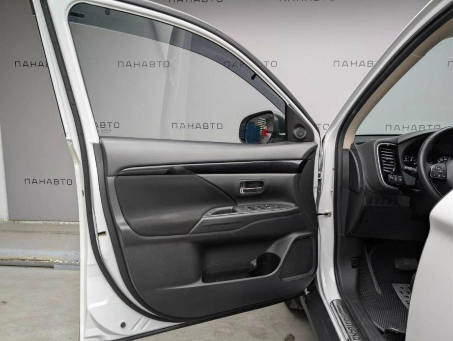 Mitsubishi Outlander III Рестайлинг 3 Москва  - изображение 7