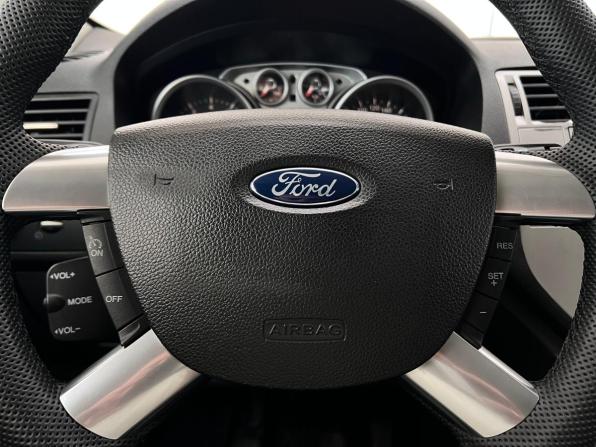 Ford Kuga I с пробегом 2010 года, цена 900 000 рублей, 254588 км, внедорожник, Автокод Объявления