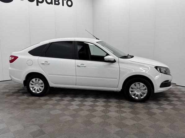 Lada (ВАЗ) Granta I Рестайлинг с пробегом 2024 года, цена 977 000 рублей, 15386 км, лифтбек, Автокод Объявления