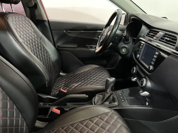 Kia Rio IV с пробегом 2018 года, цена 1 270 000 рублей, 113560 км, седан, Автокод Объявления