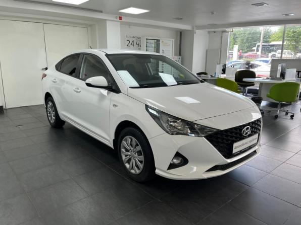 Hyundai Solaris II Рестайлинг с пробегом 2021 года, цена 1 598 000 рублей, 59092 км, седан, Автокод Объявления