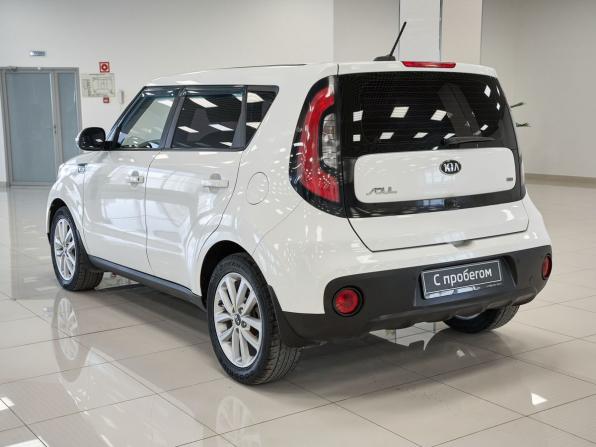 Kia Soul II Рестайлинг с пробегом 2017 года, цена 1 209 000 рублей, 196283 км, хэтчбек, Автокод Объявления