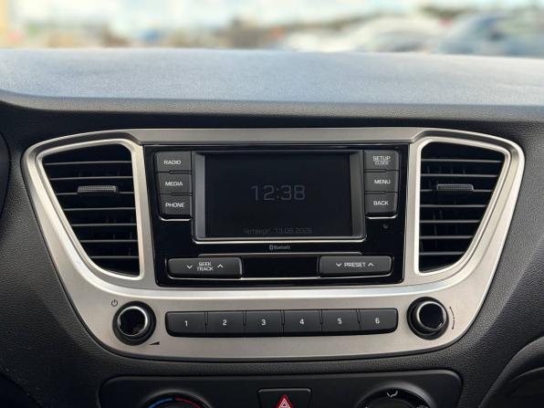 Hyundai Solaris II Рестайлинг с пробегом 2020 года, цена 1 385 000 рублей, 58000 км, седан, Автокод Объявления