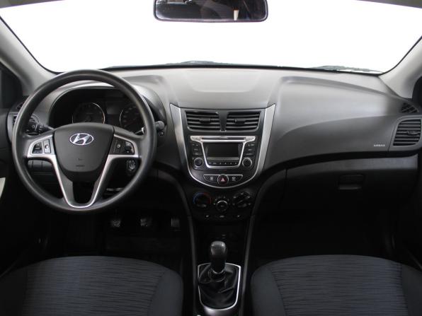 Hyundai Solaris I Рестайлинг с пробегом 2015 года, цена 1 049 900 рублей, 112026 км, седан, Автокод Объявления