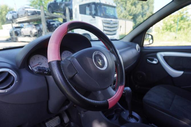 Renault Sandero I с пробегом 2012 года, цена 635 000 рублей, 189503 км, хэтчбек, Автокод Объявления