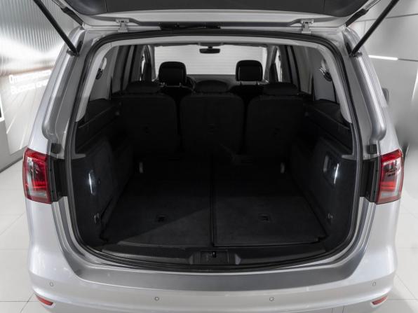 SEAT Alhambra II Рестайлинг с пробегом 2015 года, цена 1 770 000 рублей, 225219 км, минивэн, Автокод Объявления